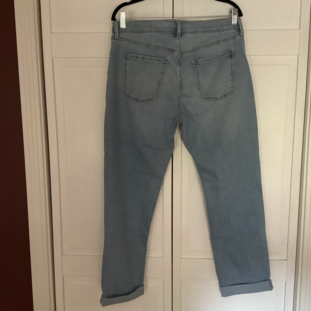 NWT Old Navy Wow Boyfriend Ankle Jeans - Picture 2 of 3